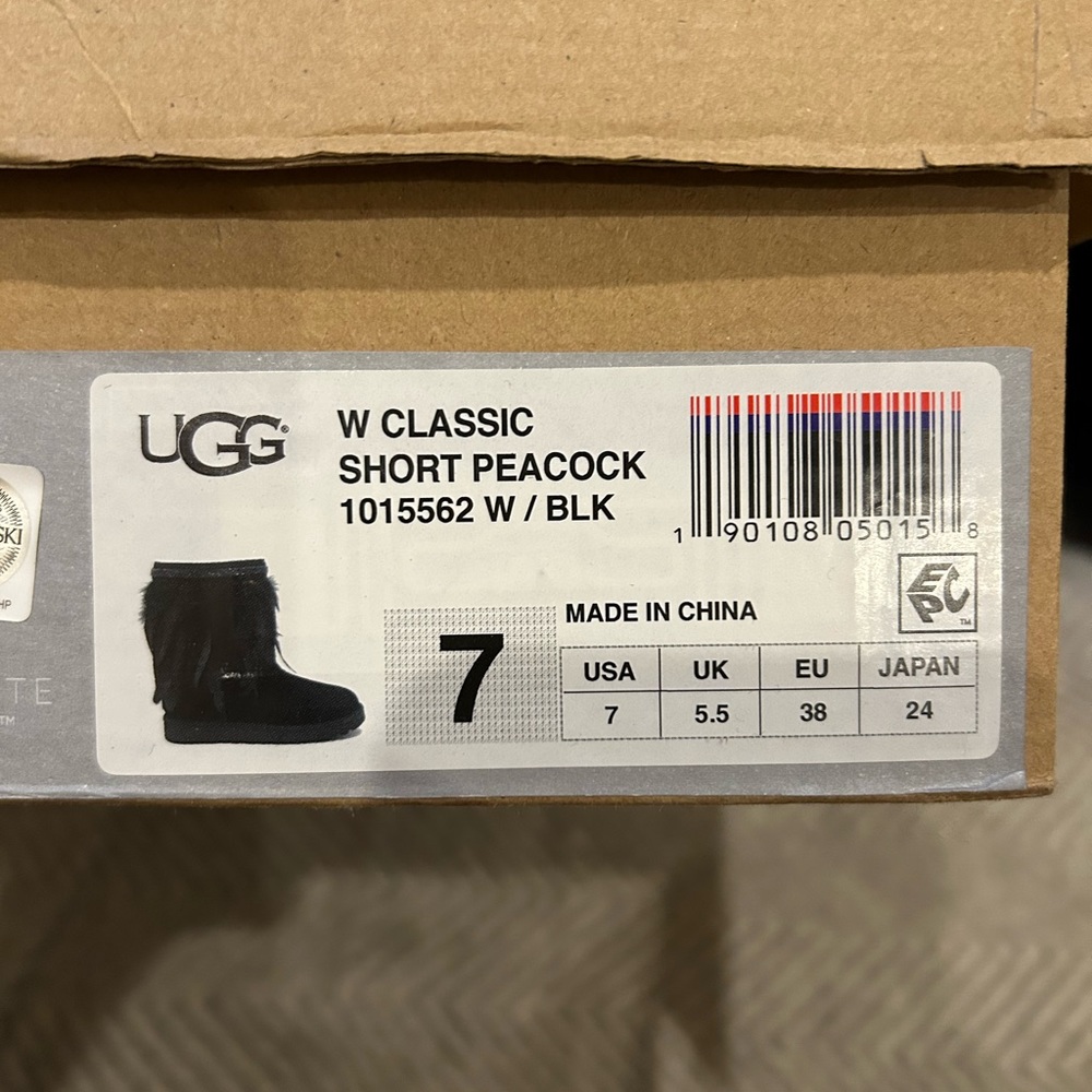 Ugg W. Classic Short Peacock Uggs. Women’s Sz. 7 (Used) - Picture 4 of 5